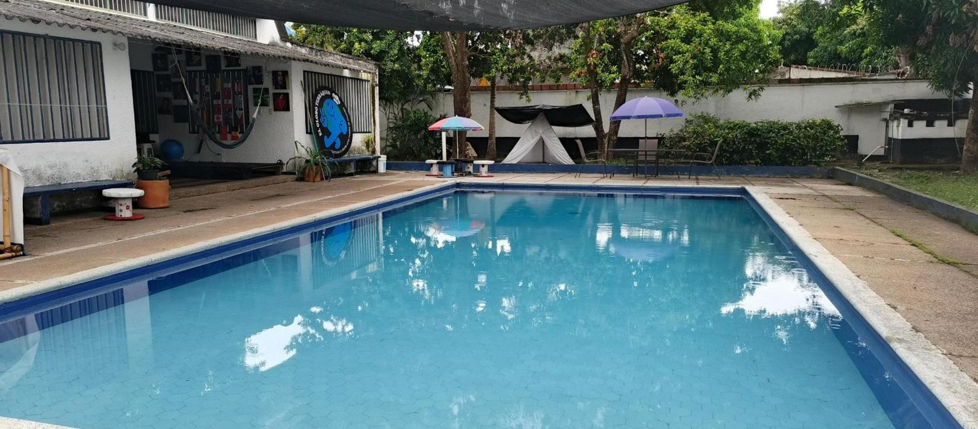 Hotel Globo Terraqueo Мелгар Екстериор снимка